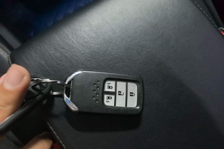 Used Honda Elysion 2019 2.0L Hybrid Luxury Edition Vehicle Key