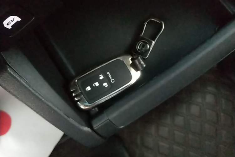 Used Honda Elysion 2019 2.0L Hybrid Supreme Edition Vehicle Key