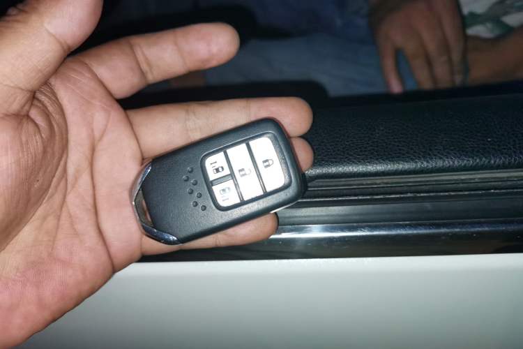 Used Honda Elysion 2019 2.0L Hybrid Comfort Edition Vehicle Key