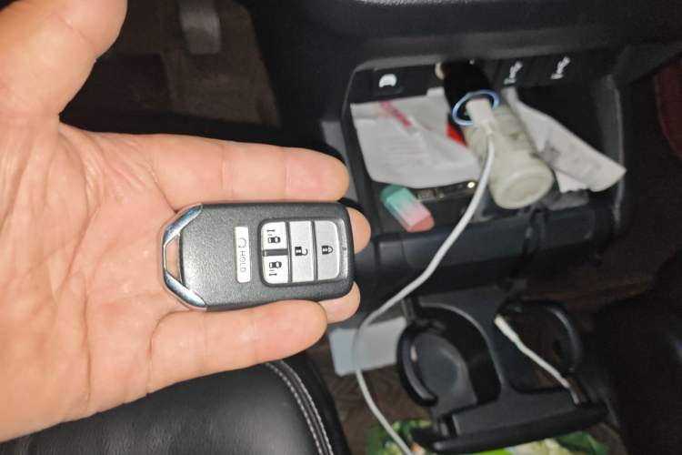 Used Honda Elysion 2019 2.0L Hybrid Supreme Edition Vehicle Key
