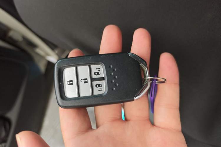 Used Honda Elysion 2019 2.0L Hybrid Luxury Edition Vehicle Key