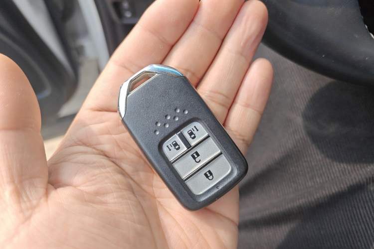 Used Honda Elysion 2019 2.0L Hybrid Luxury Edition Vehicle Key