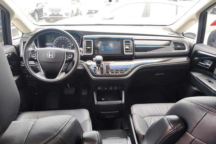 Used Honda Elysion 2019 2.0L Hybrid Luxury Edition Center Console