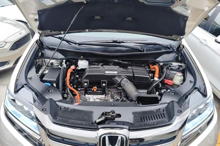 Used Honda Elysion 2019 2.0L Hybrid Luxury Edition Engine Bay