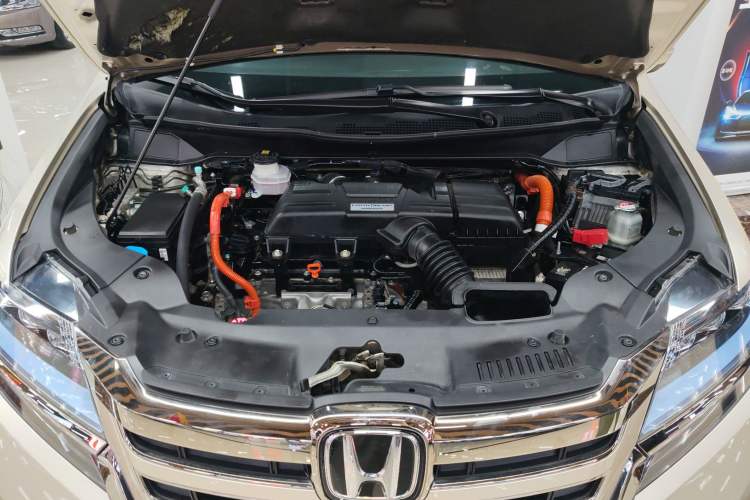 Used Honda Elysion 2019 2.0L Hybrid Luxury Edition Engine Bay