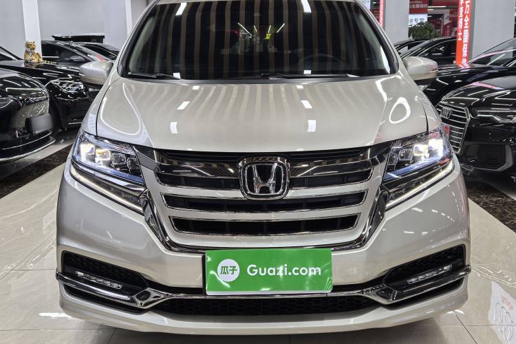 Used Honda Elysion 2019 2.0L Hybrid Luxury Edition Exterior 3