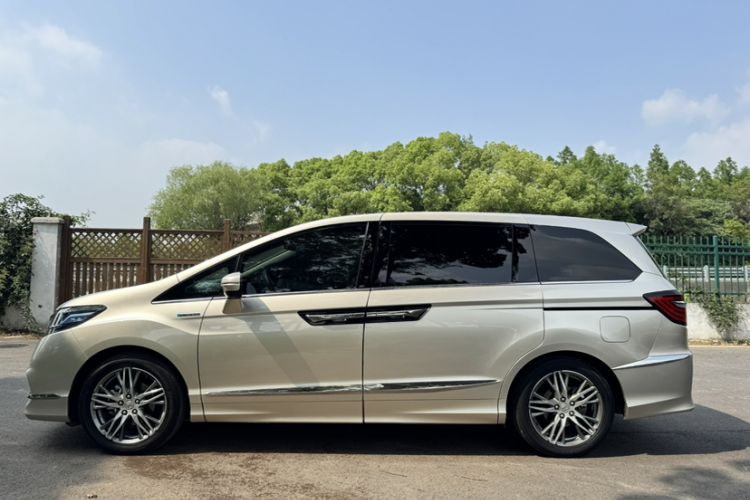 Used Honda Elysion 2019 2.0L Hybrid Luxury Edition Exterior 6