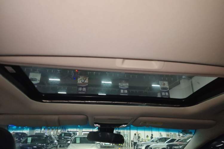 Used Honda Elysion 2019 2.0L Hybrid Luxury Edition Headliner