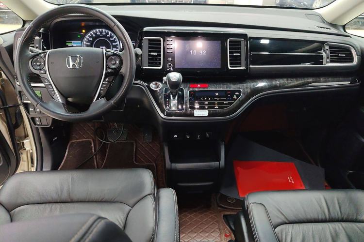 Used Honda Elysion 2019 2.0L Hybrid Luxury Edition Interior 2