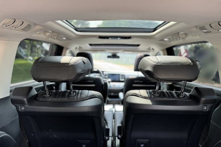 Used Honda Elysion 2019 2.0L Hybrid Luxury Edition Interior 5
