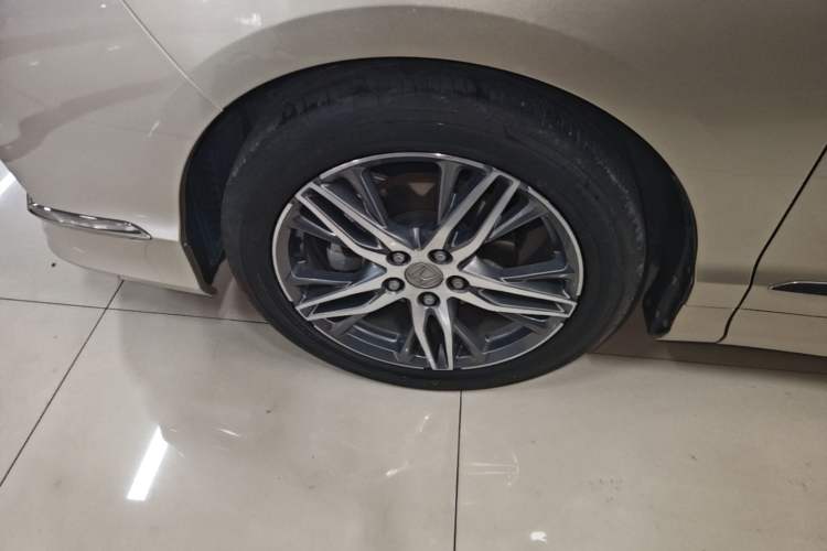 Used Honda Elysion 2019 2.0L Hybrid Luxury Edition Left Front Wheel Hub
