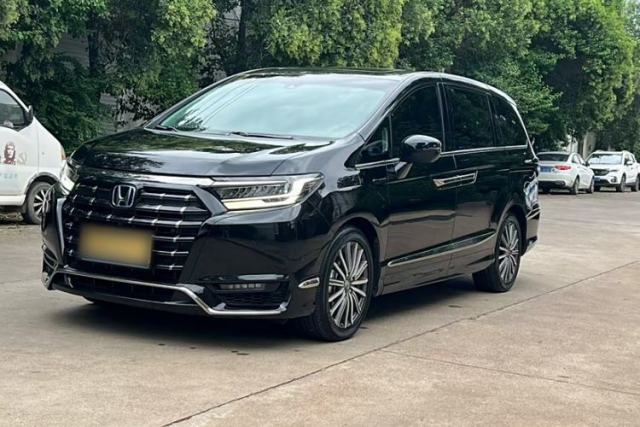 Used Honda Elysion 2022 2.0L eHEV Prestige Edition