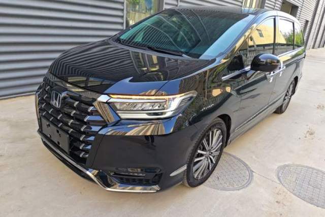Used Honda Elysion 2022 2.0L eHEV Luxury Edition