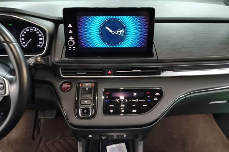 Used Honda Elysion 2022 2.0L eHEV Prestige Edition Audio And AC Panel