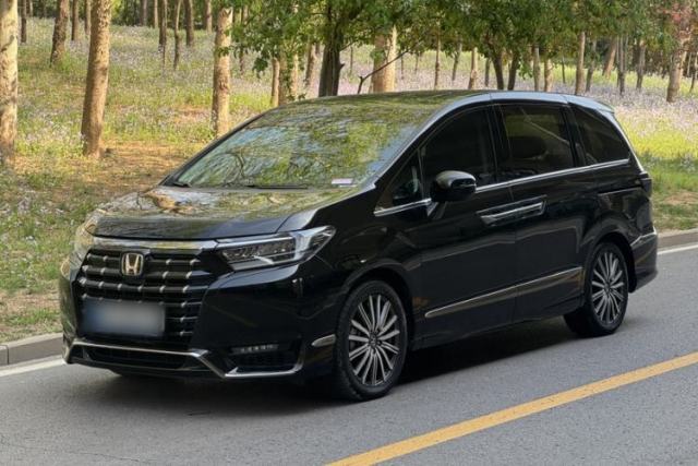 Used Honda Elysion 2022 2.0L eHEV Luxury Edition