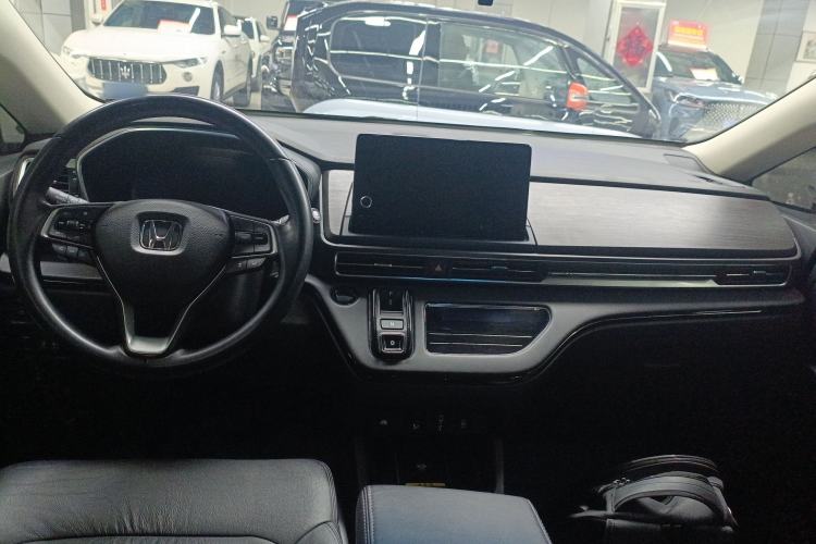 Used Honda Elysion 2022 2.0L eHEV Prestige Edition Center Console