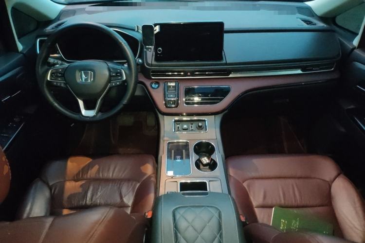 Used Honda Elysion 2022 2.0L eHEV Prestige Edition Center Console