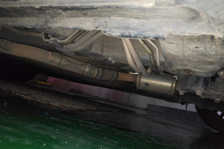 Used Honda Elysion 2022 2.0L eHEV Luxury Edition Chassis Front Right