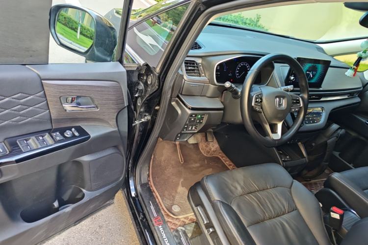 Used Honda Elysion 2022 2.0L eHEV Luxury Edition Driver Seat