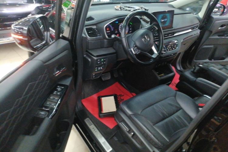 Used Honda Elysion 2022 2.0L eHEV Luxury Edition Driver Seat