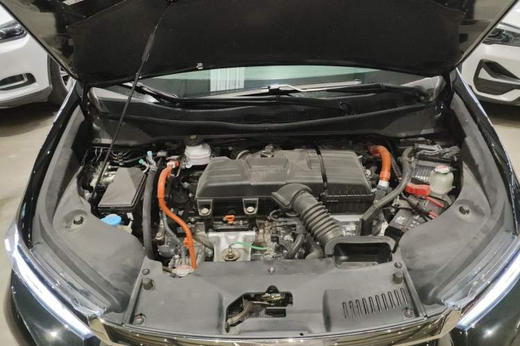 Used Honda Elysion 2022 2.0L eHEV Prestige Edition Engine Bay