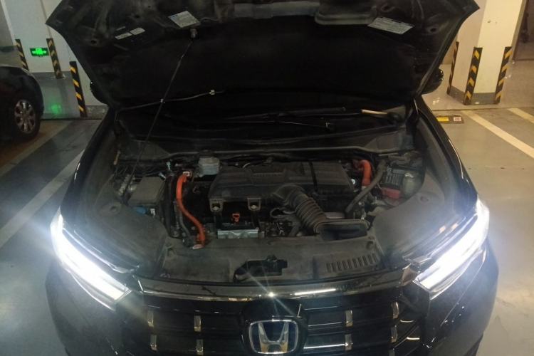 Used Honda Elysion 2022 2.0L eHEV Luxury Edition Engine Bay