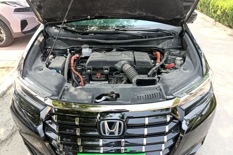 Used Honda Elysion 2022 2.0L eHEV Luxury Edition Engine Bay