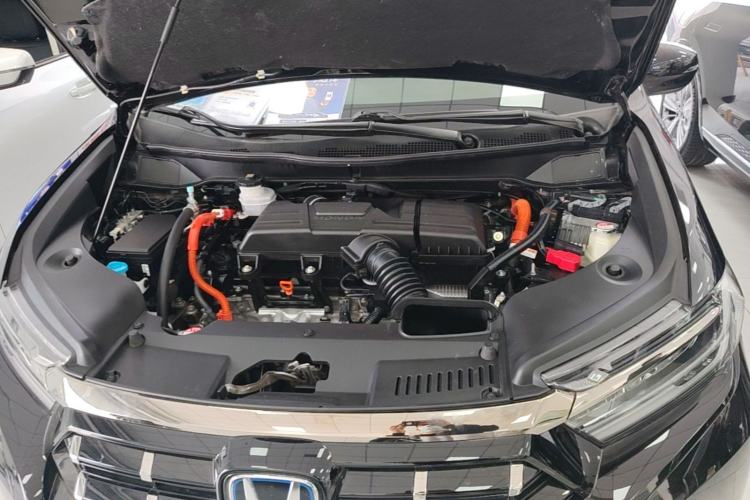 Used Honda Elysion 2022 2.0L eHEV Luxury Edition Engine Bay