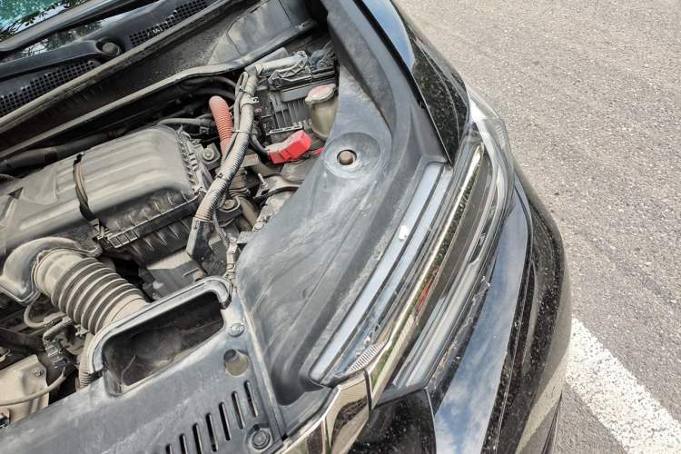 Used Honda Elysion 2022 2.0L eHEV Luxury Edition Engine Bay Left