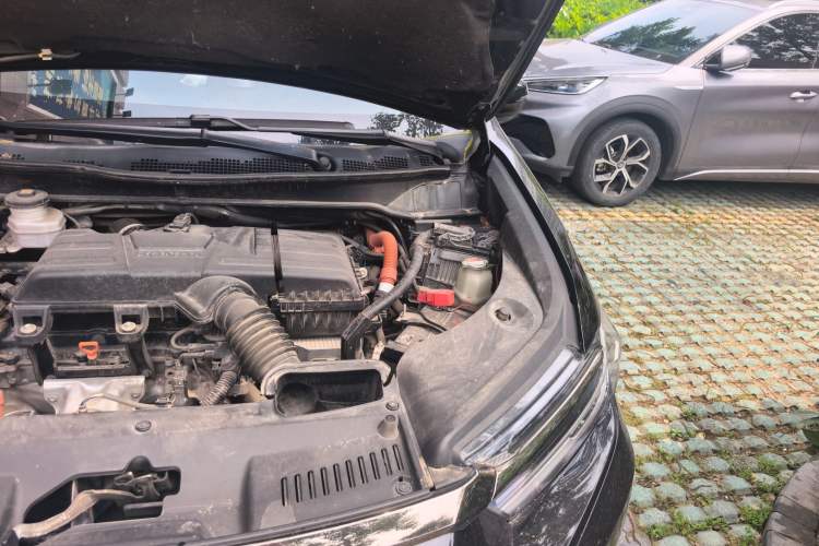 Used Honda Elysion 2022 2.0L eHEV Luxury Edition Engine Bay Left