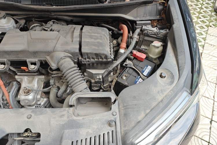 Used Honda Elysion 2022 2.0L eHEV Luxury Edition Engine Bay Left