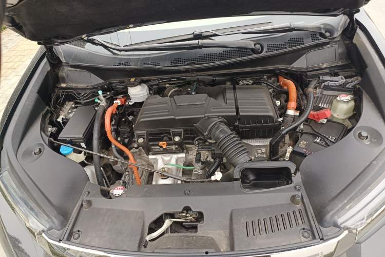 Used Honda Elysion 2022 2.0L eHEV Prestige Edition Engine Bay