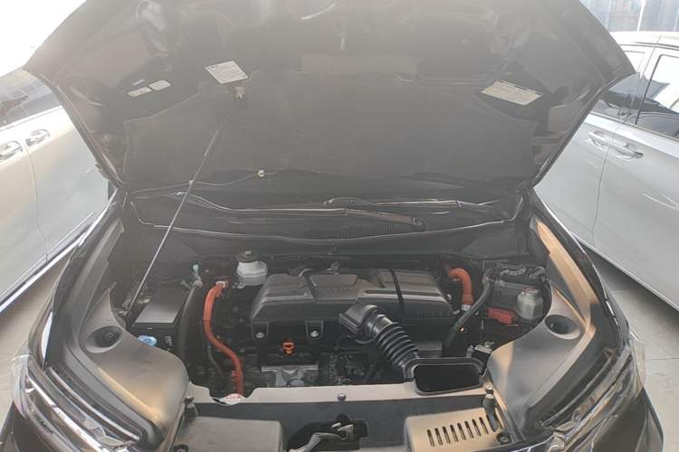 Used Honda Elysion 2022 2.0L eHEV Luxury Edition Engine Bay