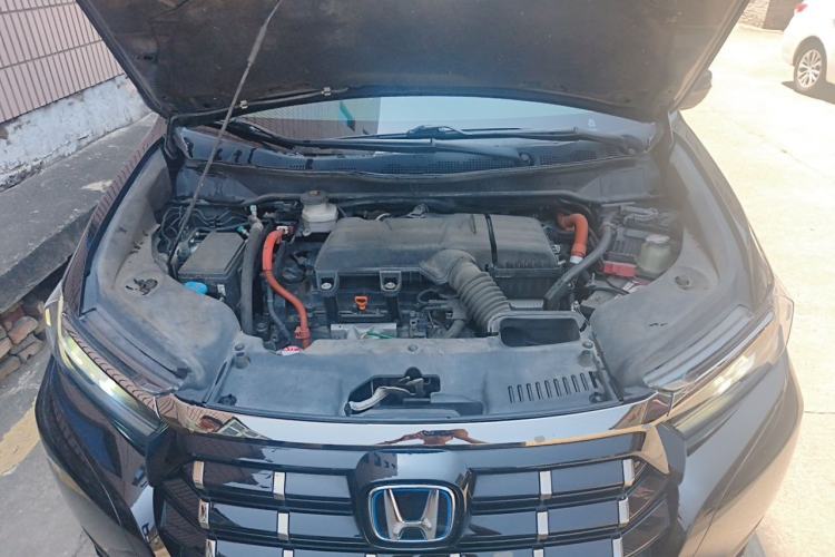 Used Honda Elysion 2022 2.0L eHEV Luxury First Edition Engine Bay