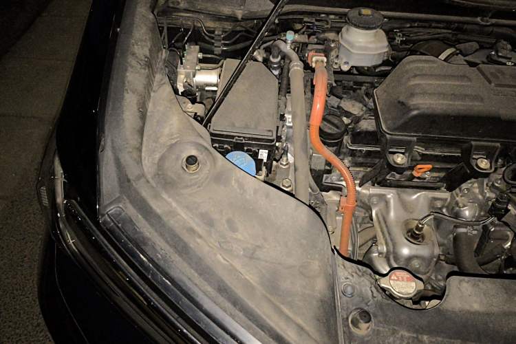 Used Honda Elysion 2022 2.0L eHEV Luxury Edition Engine Bay Right