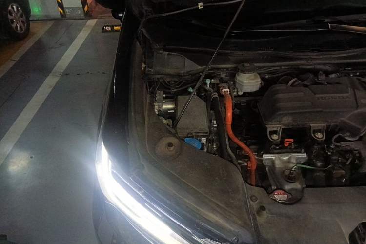 Used Honda Elysion 2022 2.0L eHEV Luxury Edition Engine Bay Right