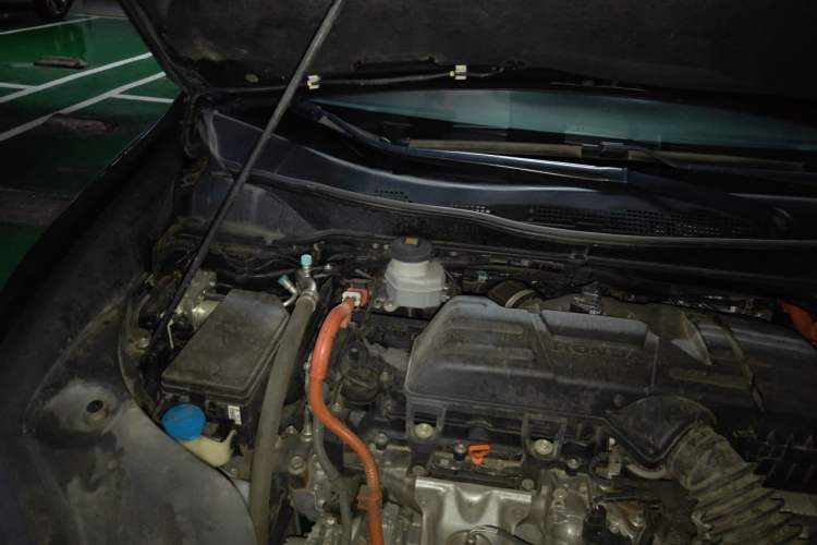 Used Honda Elysion 2022 2.0L eHEV Luxury Edition Engine Bay Right