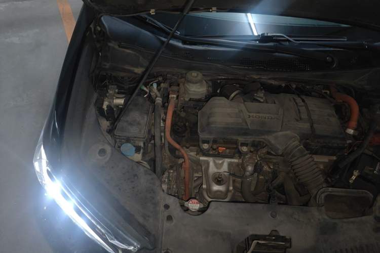 Used Honda Elysion 2022 2.0L eHEV Luxury Edition Engine Bay Right