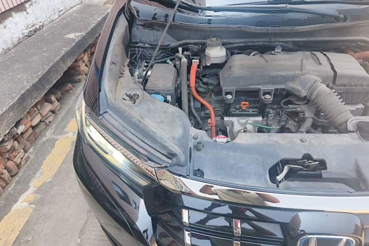 Used Honda Elysion 2022 2.0L eHEV Luxury First Edition Engine Bay Right