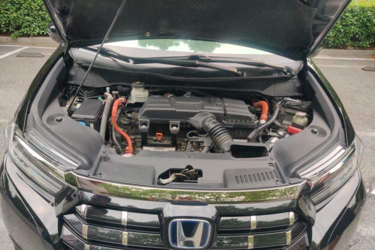 Used Honda Elysion 2022 2.0L eHEV Luxury Edition Engine Bay