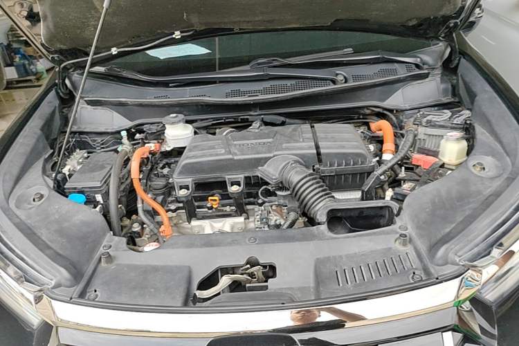 Used Honda Elysion 2022 2.0L eHEV Luxury First Edition Engine Bay
