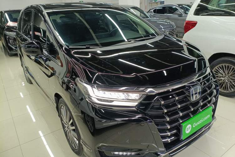 Used Honda Elysion 2022 2.0L eHEV Prestige Edition Exterior 1