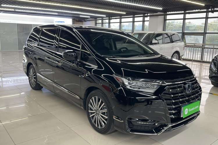 Used Honda Elysion 2022 2.0L eHEV Luxury First Edition Exterior 2