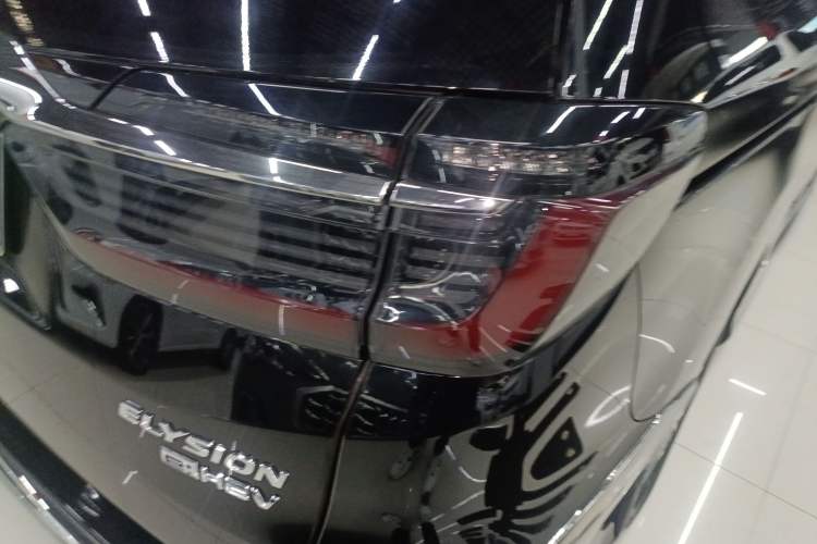 Used Honda Elysion 2022 2.0L eHEV Luxury Edition Exterior 3