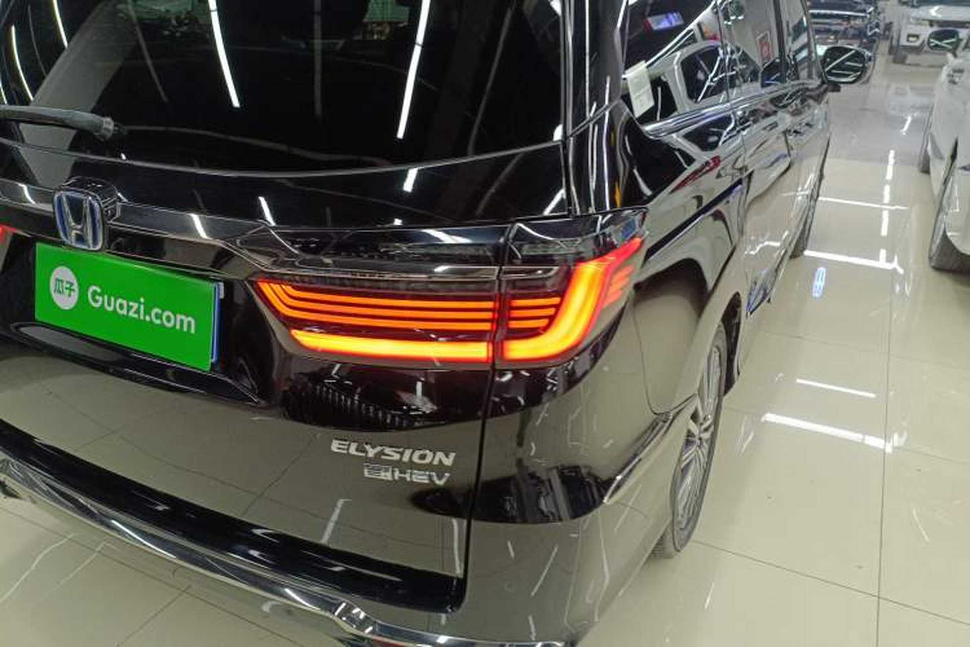 Used Honda Elysion 2022 2.0L eHEV Prestige Edition Exterior 3
