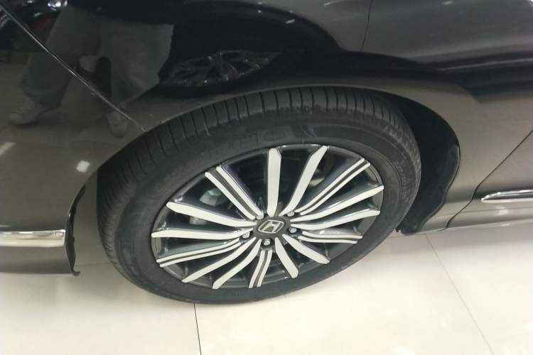 Used Honda Elysion 2022 2.0L eHEV Prestige Edition Exterior 4