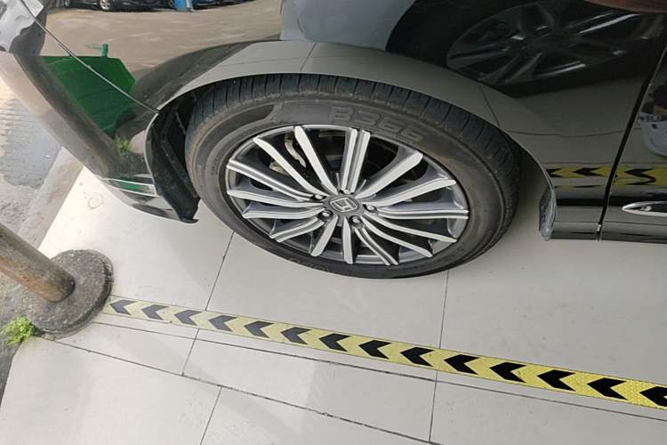 Used Honda Elysion 2022 2.0L eHEV Luxury First Edition Exterior 4