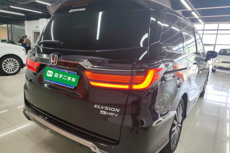 Used Honda Elysion 2022 2.0L eHEV Luxury First Edition Exterior 5