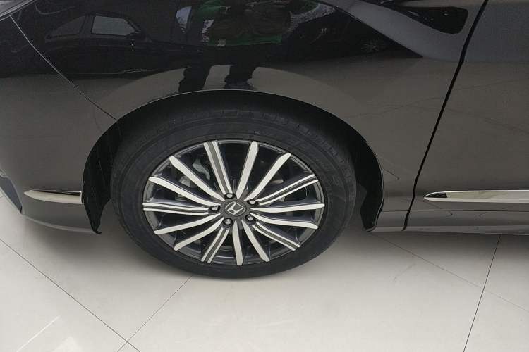 Used Honda Elysion 2022 2.0L eHEV Prestige Edition Exterior 7