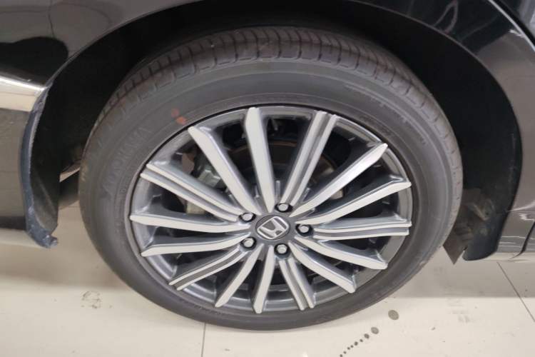 Used Honda Elysion 2022 2.0L eHEV Luxury First Edition Exterior 8